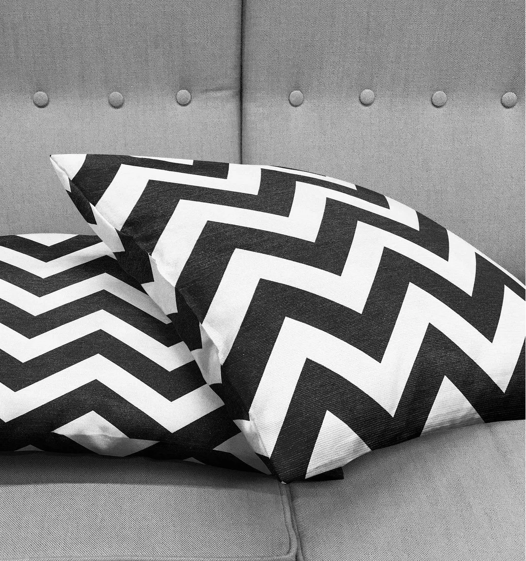 Modern Zigzag Throw Pillow Cover 18x18 Inches Modern Zigzag Throw Pillow Cover 18x18 Inches